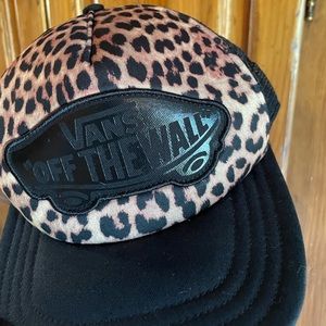 VANS SnapBack hat!